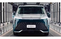 独居者的2025清单，一场焦虑触发的自我救赎时空对话